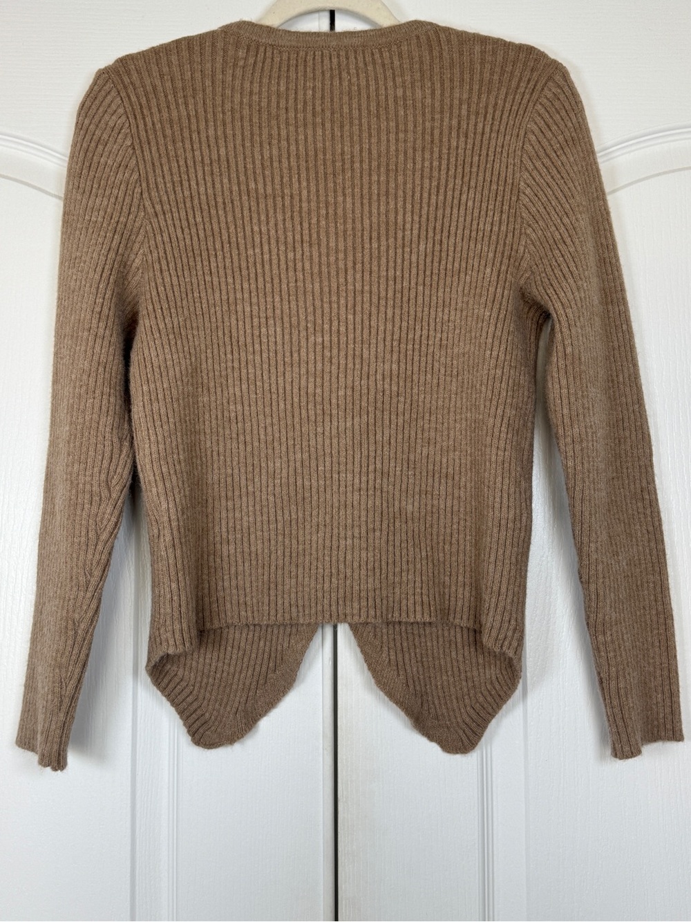 COMMENSE Button Down Split Cardigan Light Brown Ribbed Knit Gold Button Medium - Picture 3 of 12